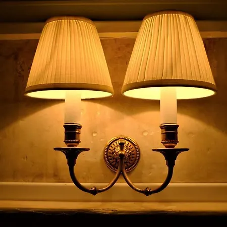 לינה וארוחת בוקר Les De L'abbaye קאין