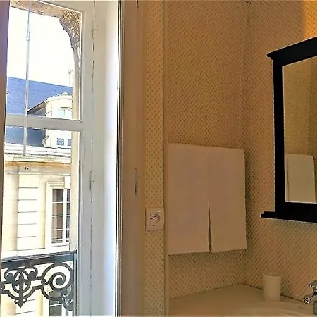 Les De L'abbaye Bed & Breakfast